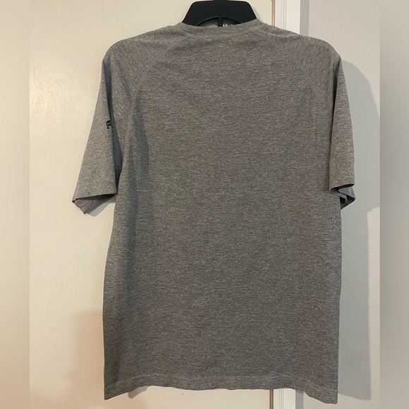 Fabletics The Training Day Tee - Picture 3 of 4